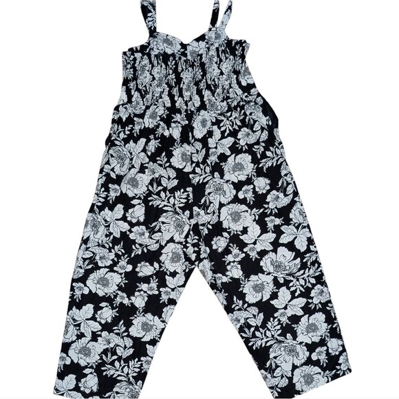 NWT Old Navy jumpsuit size 2X black white floral smocked linen cami cropped - Picture 2 of 11